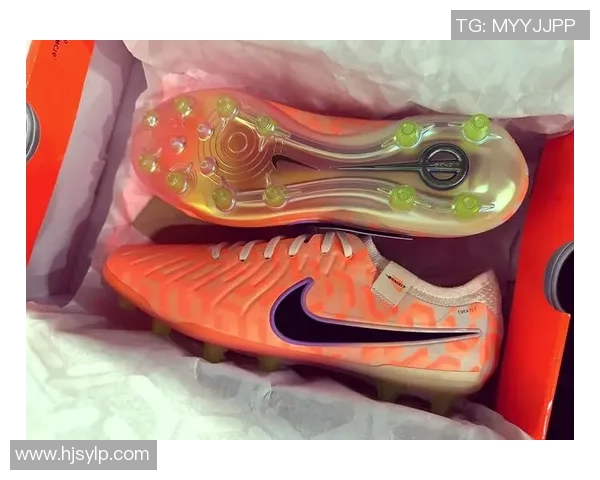 球星如何选择足球鞋 揭秘顶级球员钟爱鞋款背后的故事